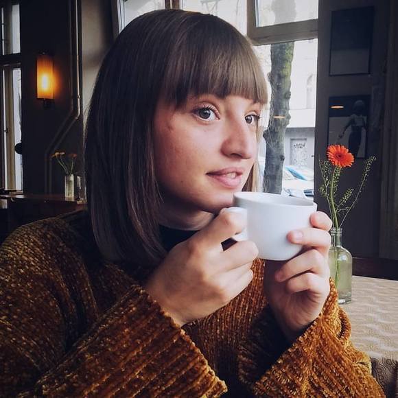 Meet your Posher, Maria - Picture 1 of 1